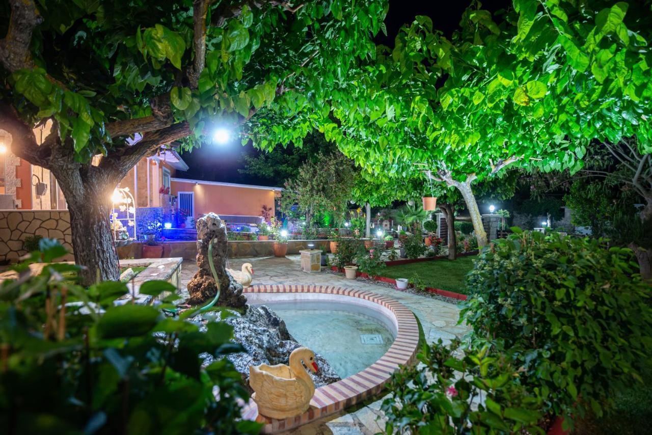 Rock Garden Villa Marandokhórion Екстериор снимка