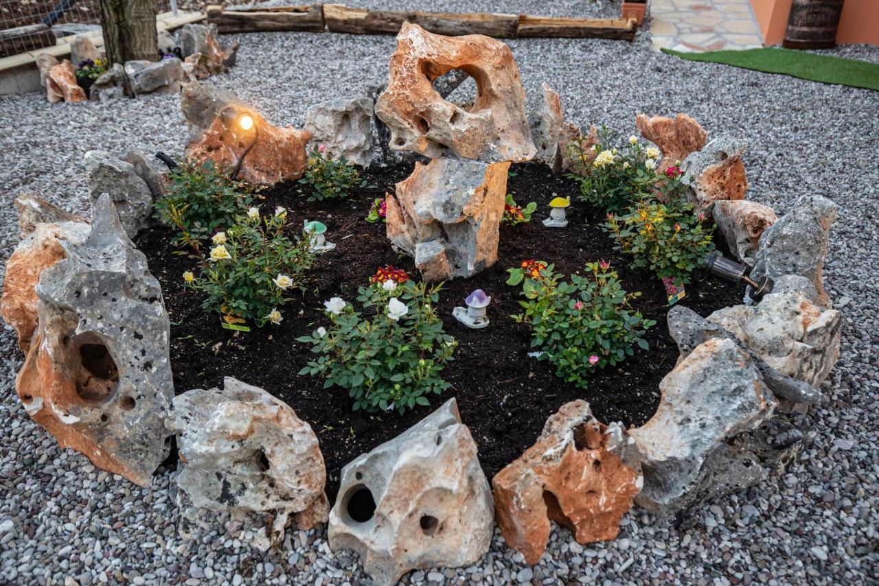 Rock Garden Villa Marandokhórion Екстериор снимка